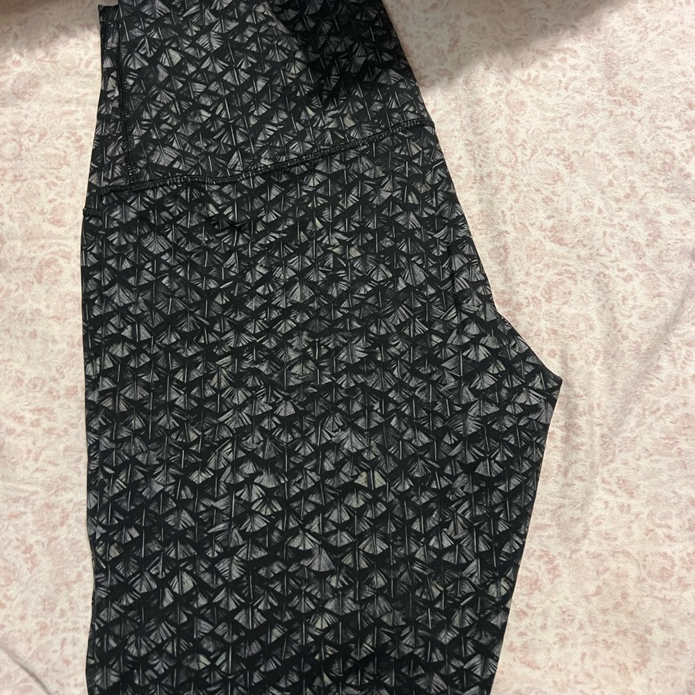 Lululemon Black Patterned Jacket - image 4